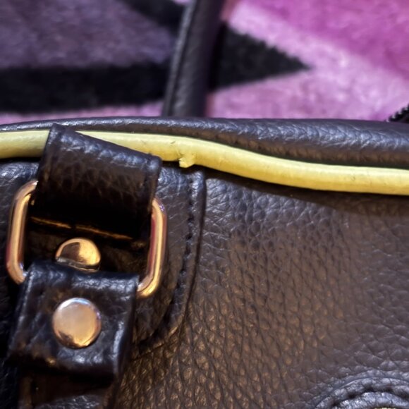 leaving posh sale 💲 y2k request navy and yellow bowling bag - Picture 8 of 10